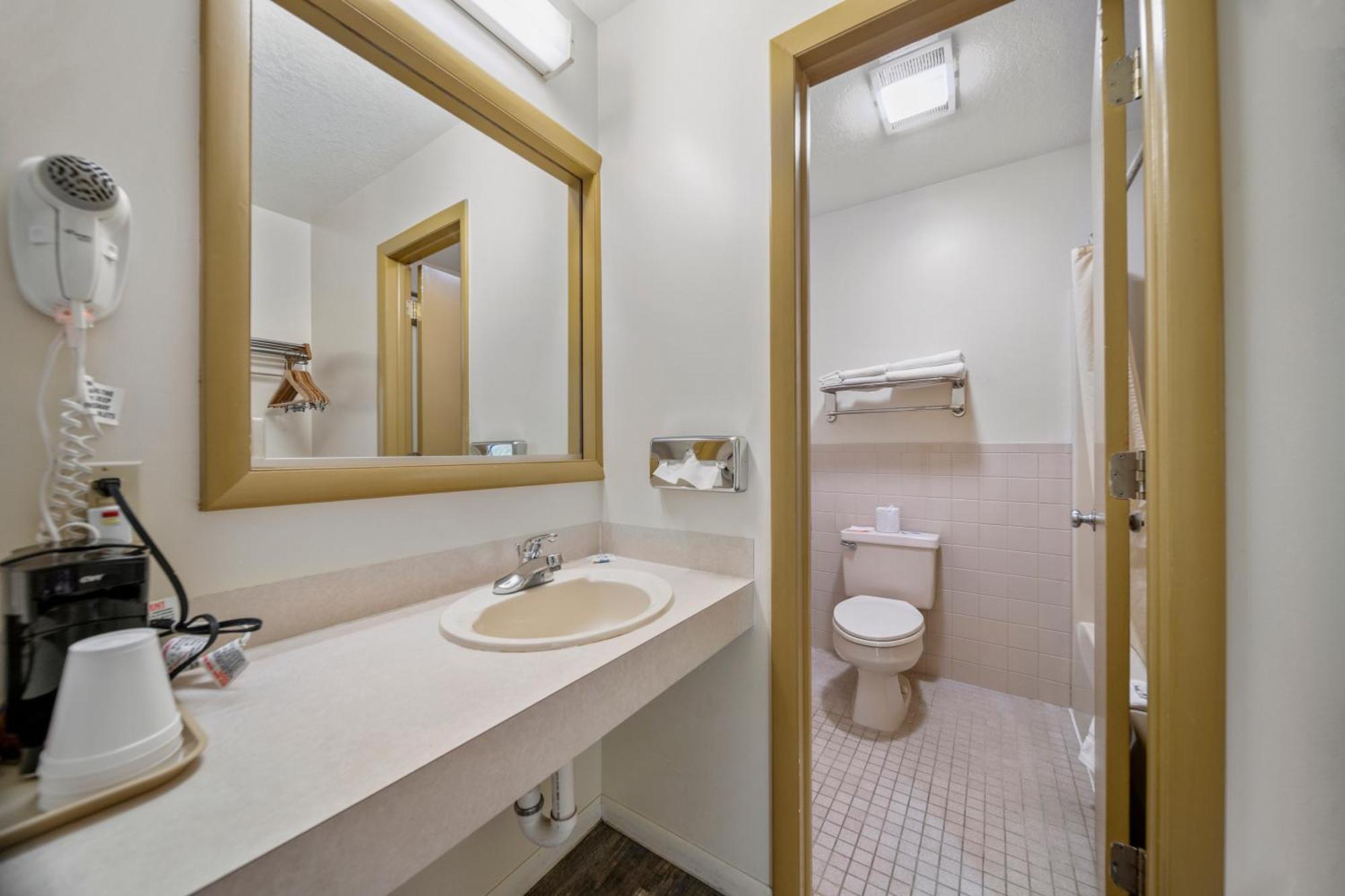 Executive Inn Cass City Habitación foto